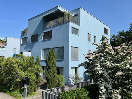 Attraktive 4.5-Zimmer-Wohnung im 1.OG