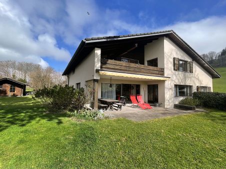 Zwei-Familienhaus mit Potenzial